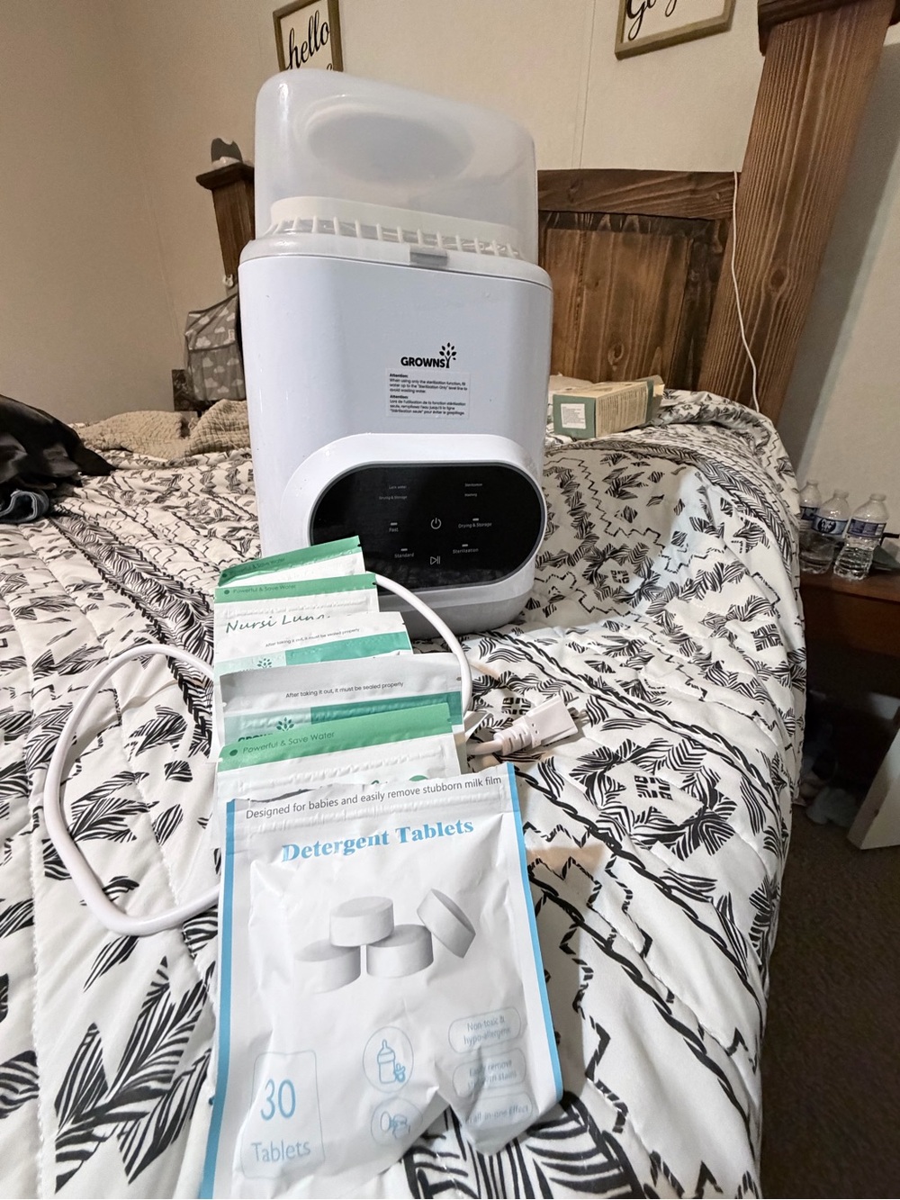 Grownsy Baby Bottle Sterilizer with Detergent Tablets